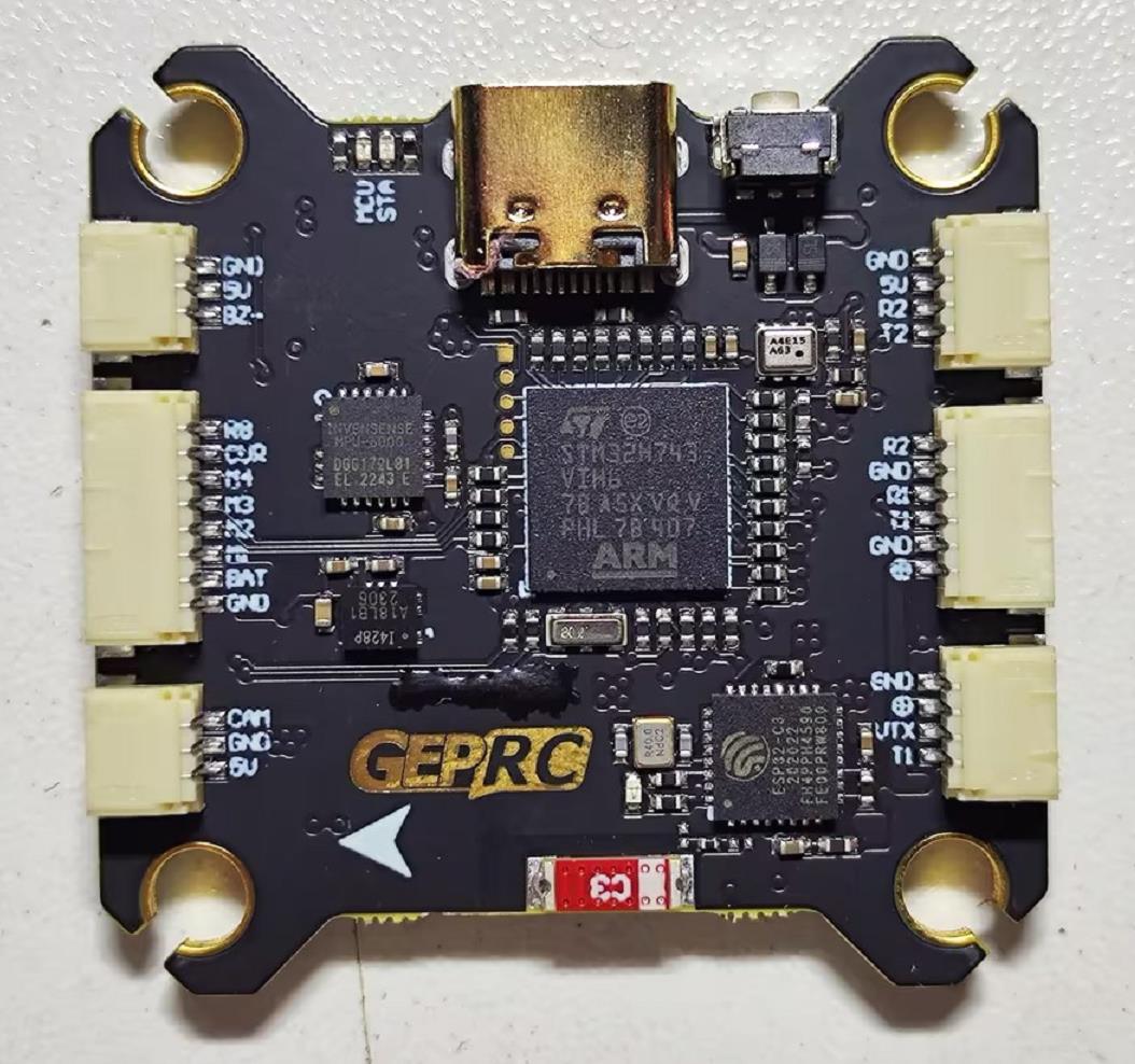../_images/TAKER_H743_BT_Board_Top.jpg